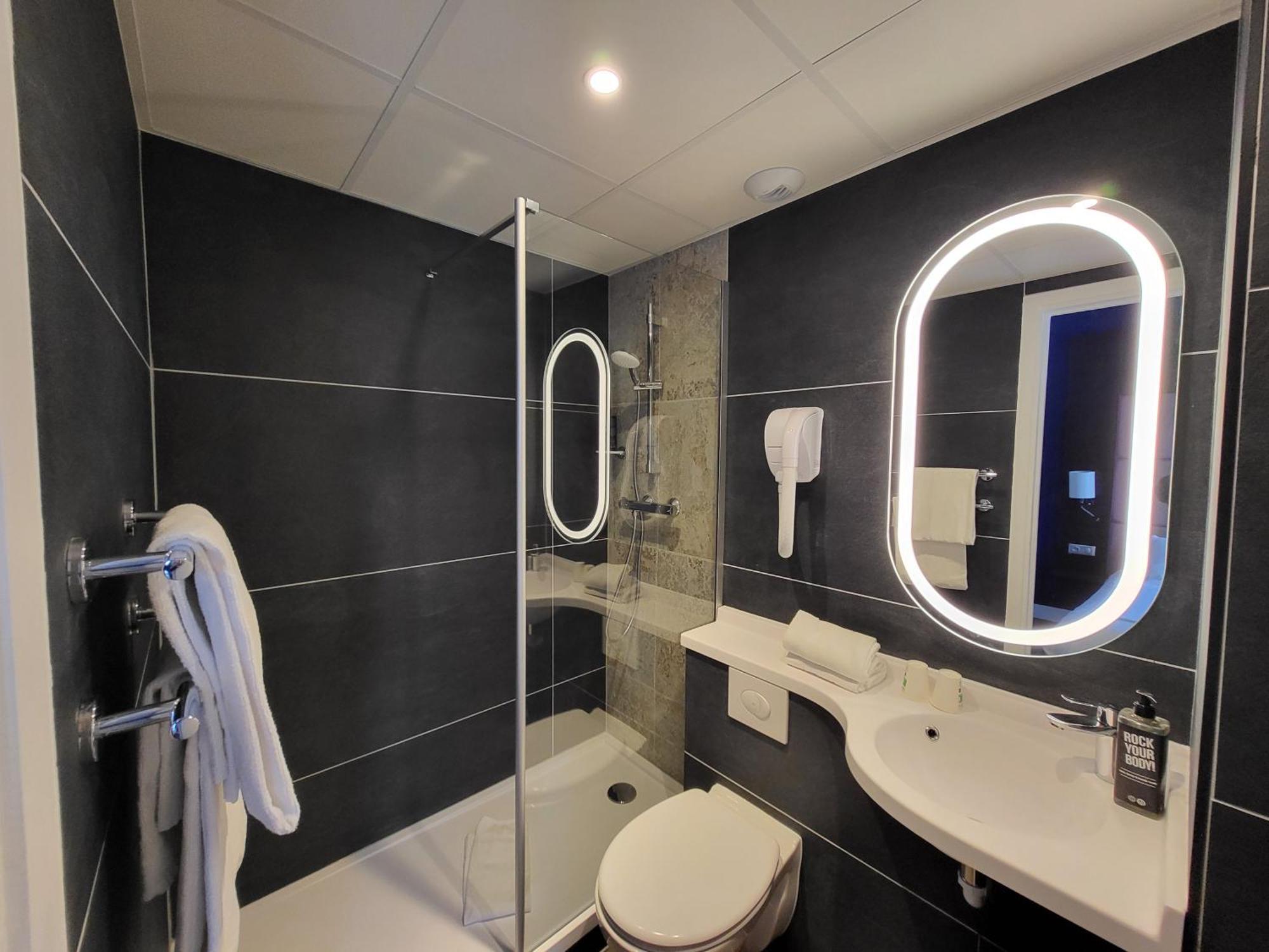 Hotel Accueil Pigalle Montmartre