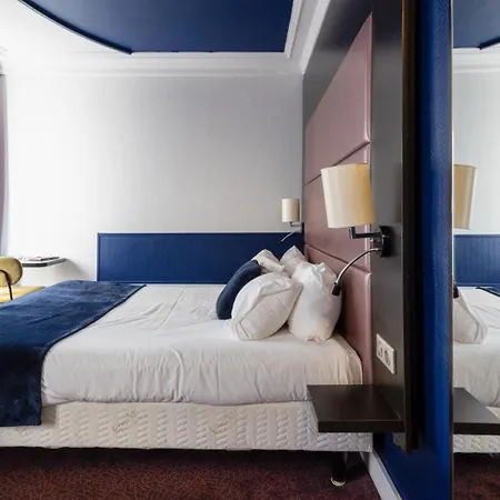 Hotel Accueil Pigalle Montmartre - Renove 3*