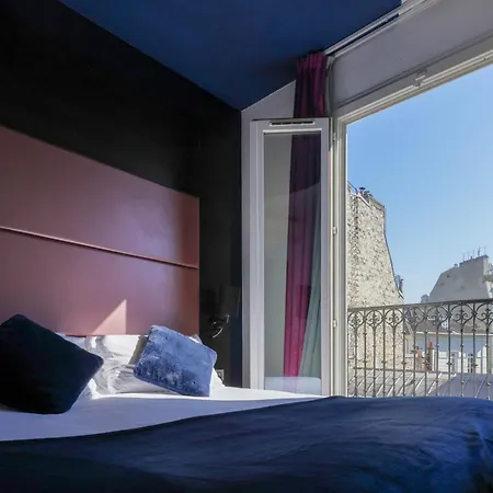 Hotel Accueil Pigalle Montmartre - Renove 3*