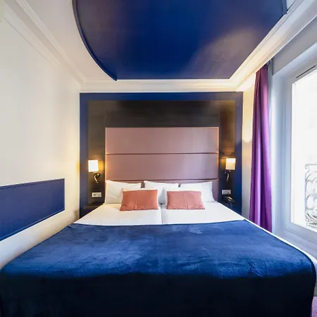 Accueil Pigalle Montmartre - Renove Paris