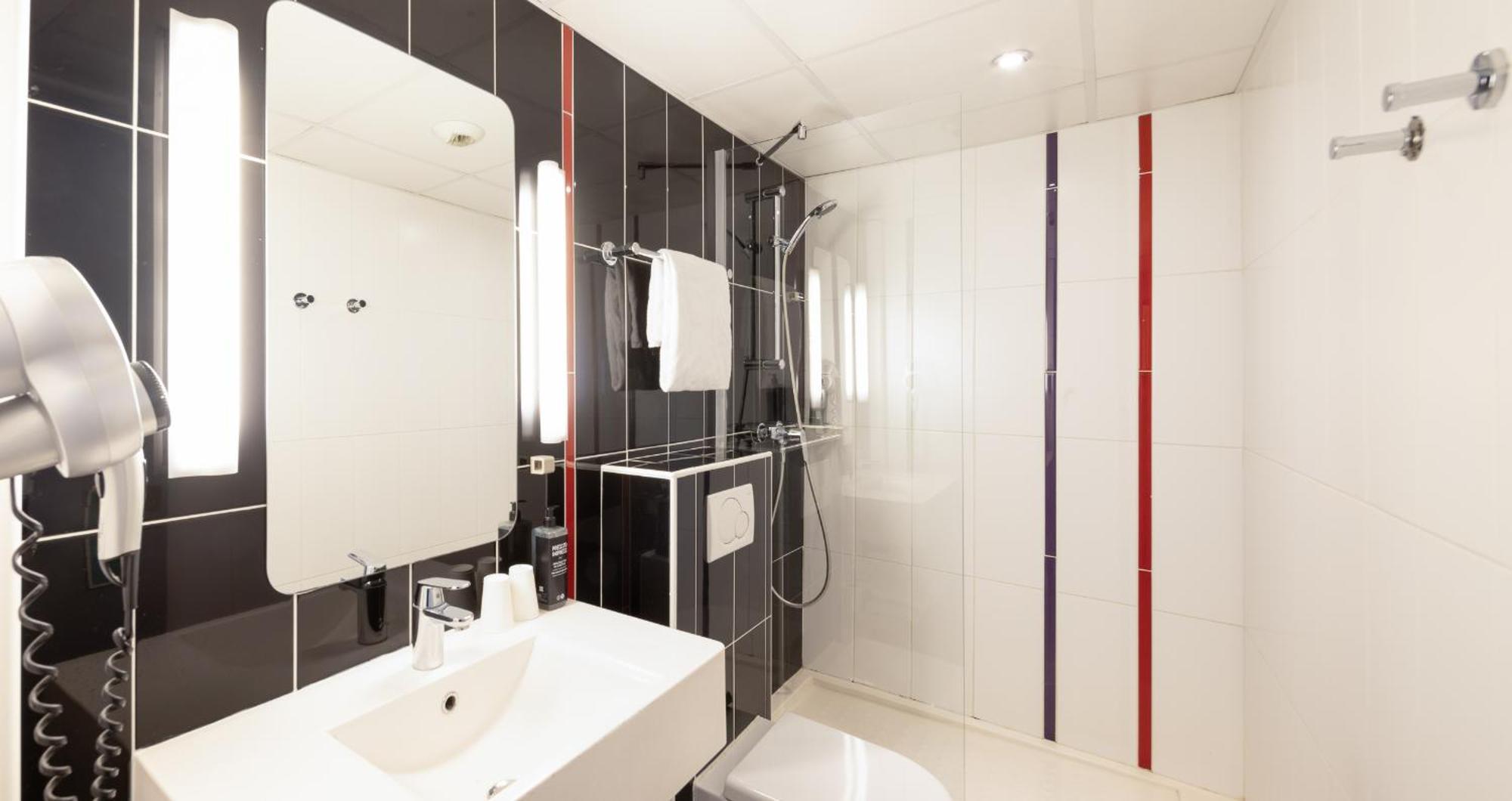 Accueil Pigalle Montmartre 3* Paris