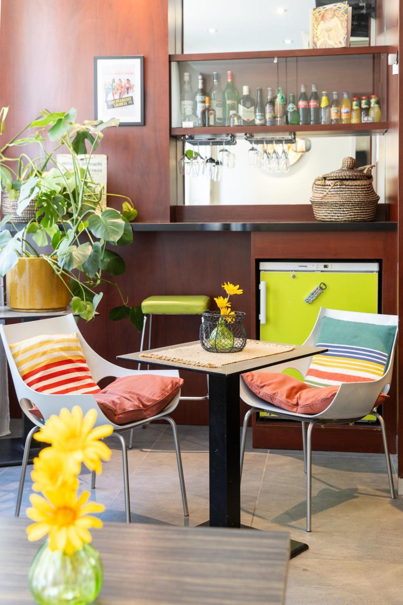 Hotel Accueil Pigalle Montmartre Paris