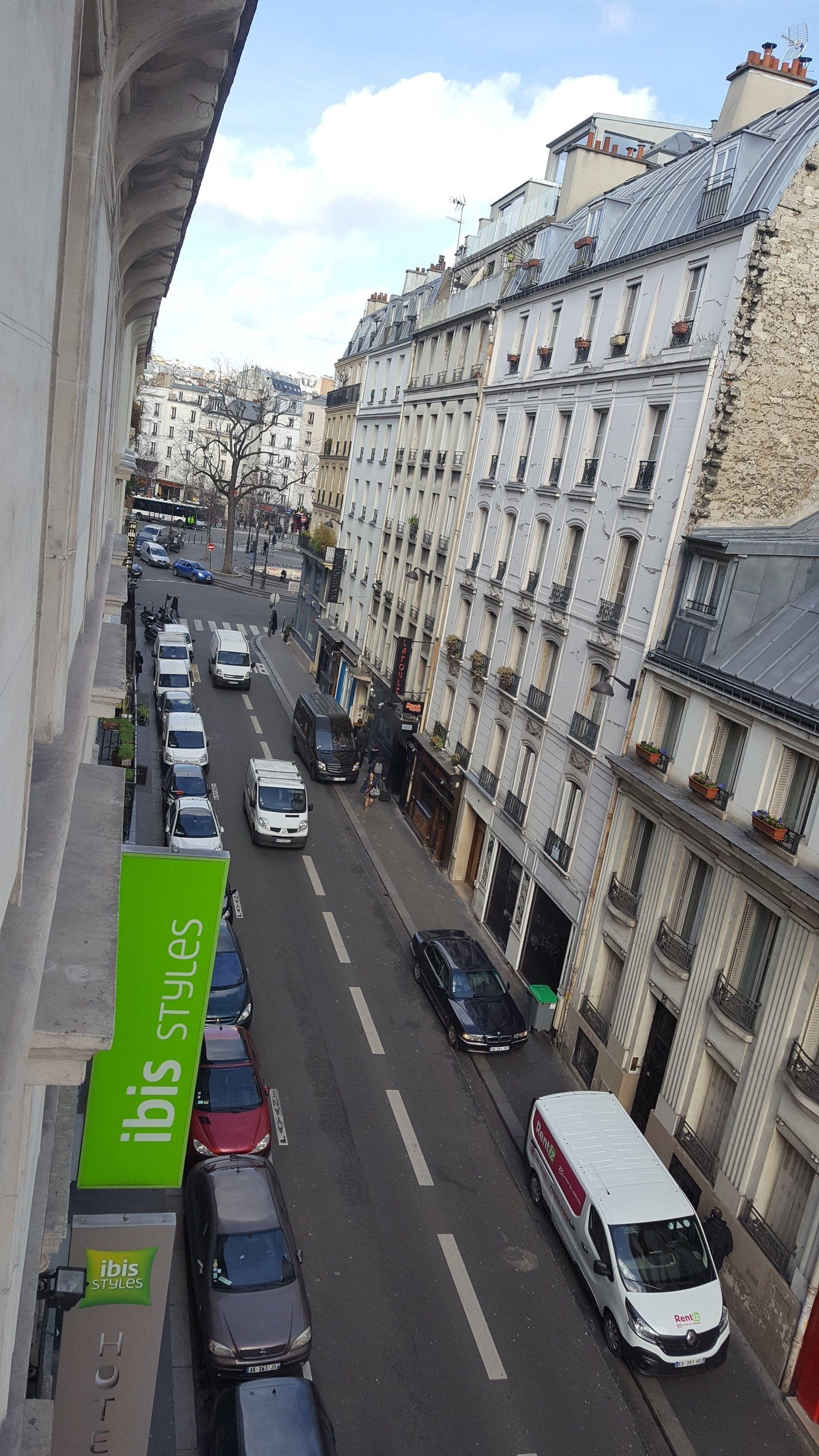 Accueil Pigalle Montmartre Hotel 3*