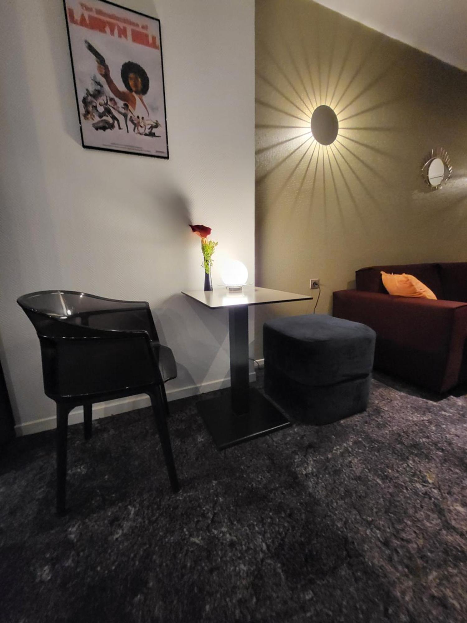 Accueil Pigalle Montmartre Hotel Paris